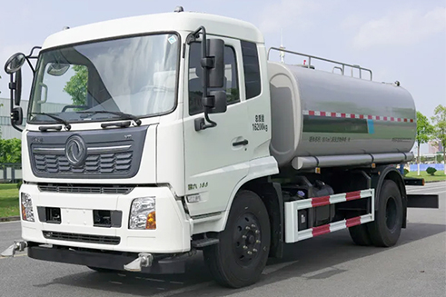 Water Tanker Truck