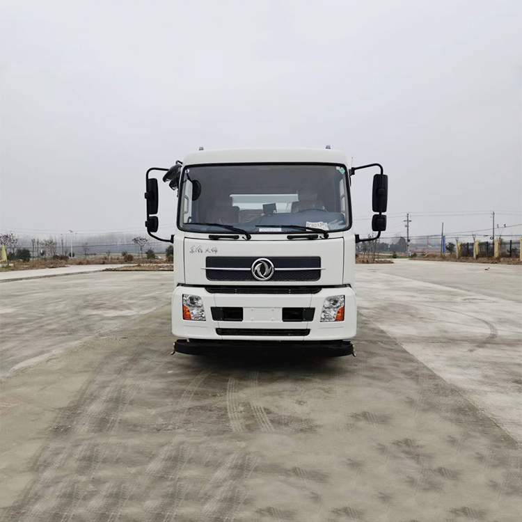 DONGFENG TIANJIN 10000L WATER TRUCK