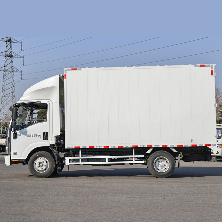 ISUZU ELF M600 5-7 TONS CARGO TRUCK