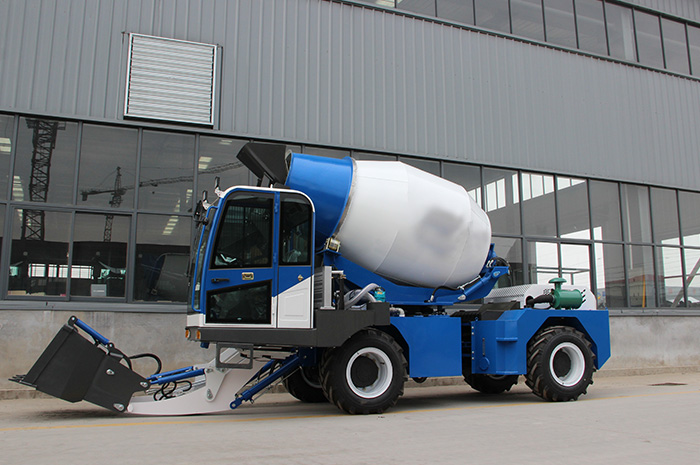 EL350 self loading concrete mixer